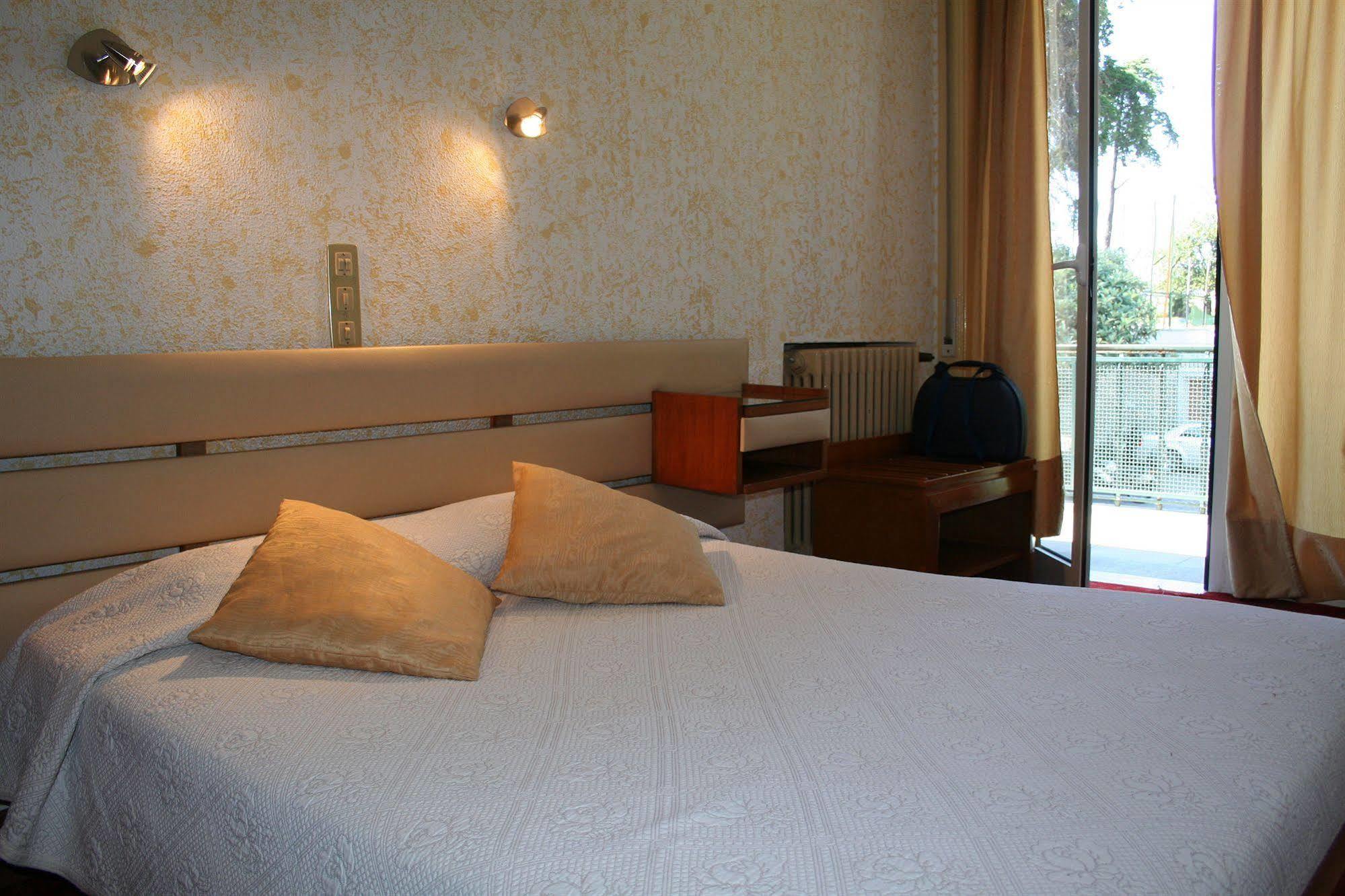 Residencial Terminus B&B Lisbon Bagian luar foto